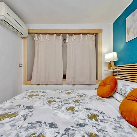 The Attic Apartment Чивитавекия Екстериор снимка