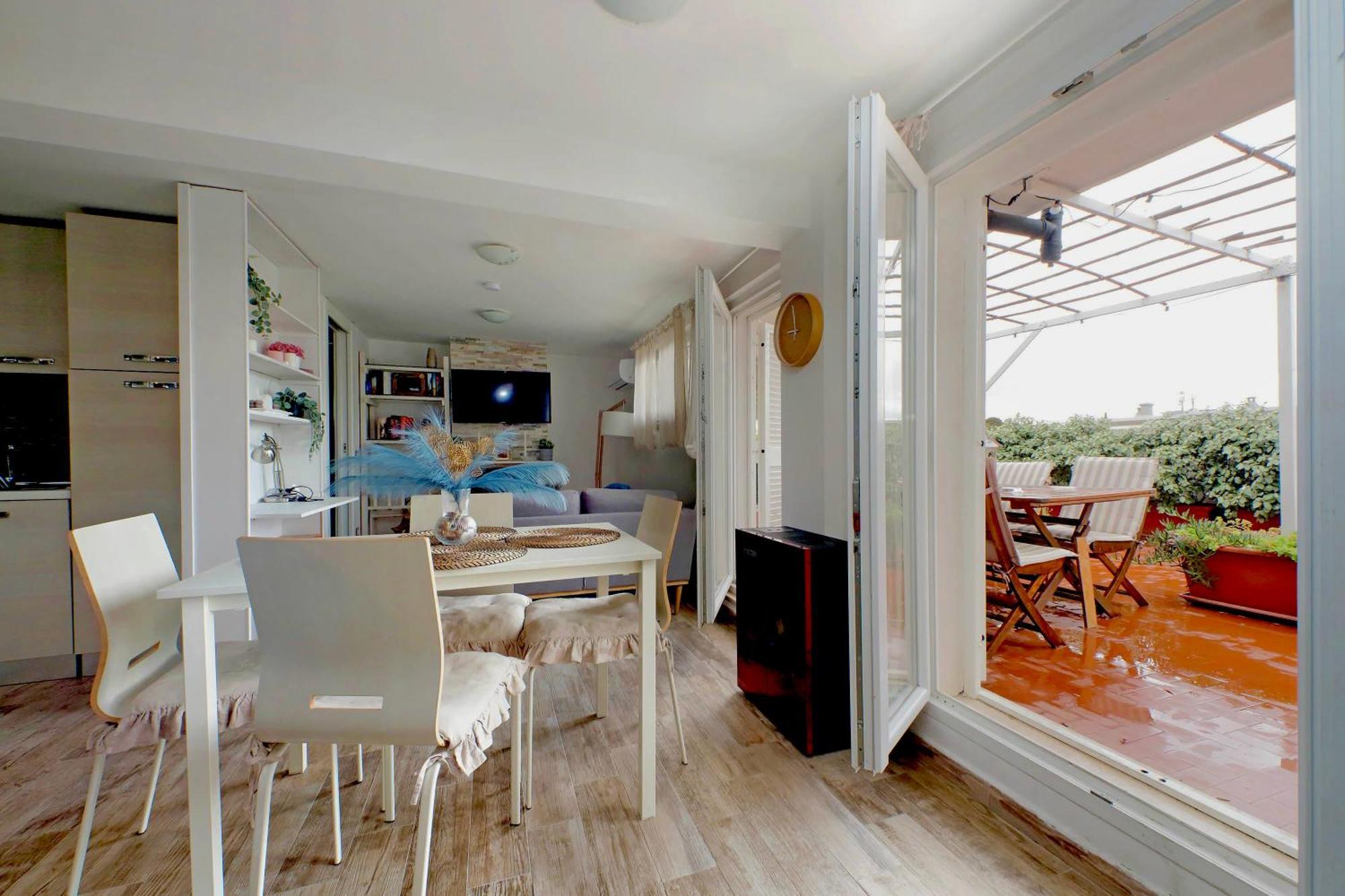 The Attic Apartment Чивитавекия Екстериор снимка